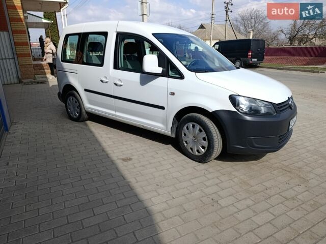 Белый Фольксваген Кадди, объемом двигателя 1.6 л и пробегом 250 тыс. км за 10600 $, фото 27 на Automoto.ua