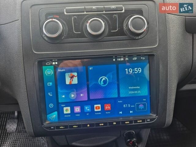 Белый Фольксваген Кадди, объемом двигателя 1.2 л и пробегом 385 тыс. км за 7500 $, фото 27 на Automoto.ua