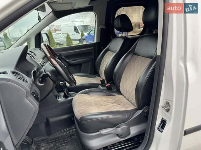 Белый Фольксваген Кадди, объемом двигателя 1.6 л и пробегом 258 тыс. км за 9350 $, фото 21 на Automoto.ua