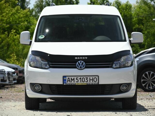 Фольксваген Кадди 2012 в Бердичеве на Automoto.ua Белый Фольксваген Кадди, объемом двигателя 2 л и пробегом 396 тыс. км за 10500 $, фото 2 на Automoto.ua