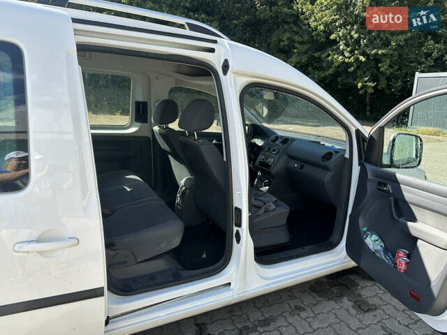 Білий Фольксваген Кадді, об'ємом двигуна 1.6 л та пробігом 286 тис. км за 10500 $, фото 29 на Automoto.ua
