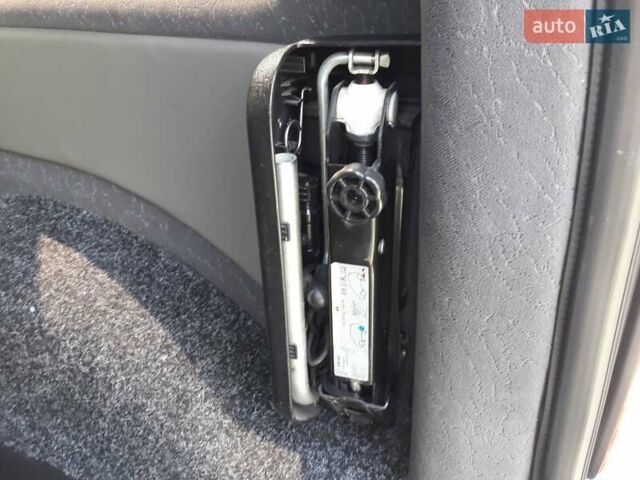 Білий Фольксваген Кадді, об'ємом двигуна 1.6 л та пробігом 156 тис. км за 10500 $, фото 37 на Automoto.ua