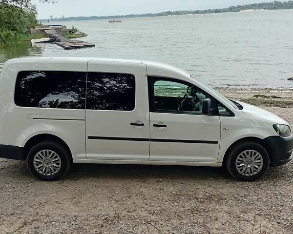 Білий Фольксваген Кадді, об'ємом двигуна 1.6 л та пробігом 324 тис. км за 10200 $, фото 2 на Automoto.ua