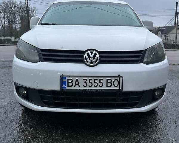 Белый Фольксваген Кадди, объемом двигателя 2 л и пробегом 400 тыс. км за 8800 $, фото 17 на Automoto.ua