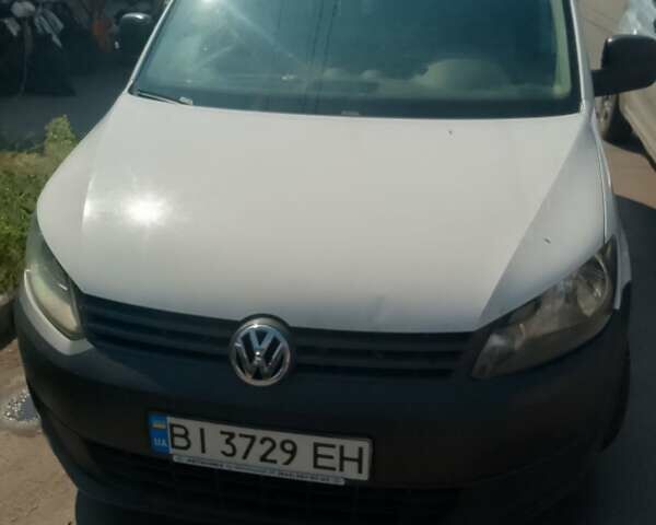 Фольксваген Кадди 2013 в Полтаве на Automoto.ua Белый Фольксваген Кадди, объемом двигателя 1.6 л и пробегом 151 тыс. км за 10500 $, фото 34 на Automoto.ua