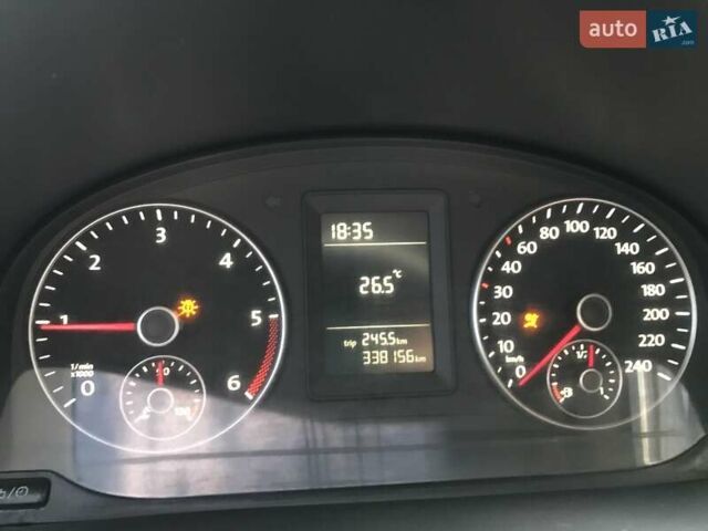 Білий Фольксваген Кадді, об'ємом двигуна 1.6 л та пробігом 338 тис. км за 8500 $, фото 9 на Automoto.ua