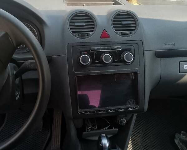 Фольксваген Кадди 2013 в Полтаве на Automoto.ua Белый Фольксваген Кадди, объемом двигателя 1.6 л и пробегом 151 тыс. км за 10500 $, фото 18 на Automoto.ua