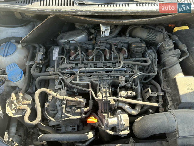 Білий Фольксваген Кадді, об'ємом двигуна 1.6 л та пробігом 286 тис. км за 10500 $, фото 23 на Automoto.ua