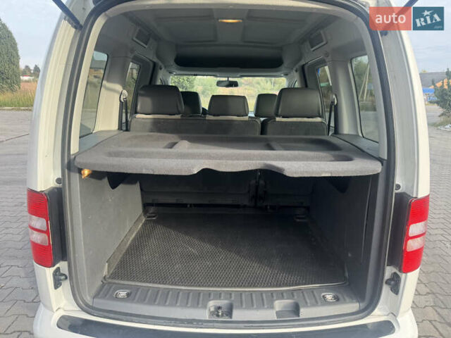 Белый Фольксваген Кадди, объемом двигателя 1.6 л и пробегом 227 тыс. км за 12800 $, фото 38 на Automoto.ua