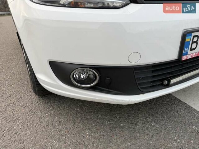 Белый Фольксваген Кадди, объемом двигателя 2 л и пробегом 218 тыс. км за 11500 $, фото 6 на Automoto.ua