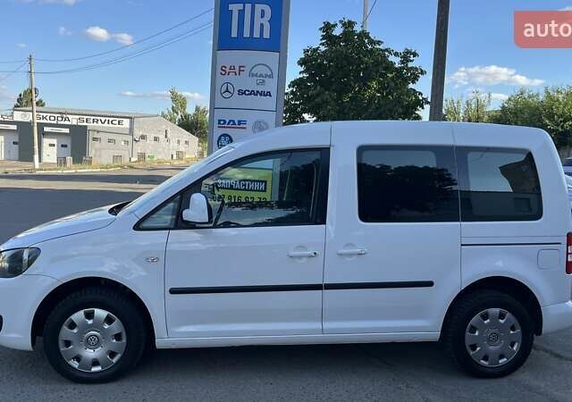 Білий Фольксваген Кадді, об'ємом двигуна 1.6 л та пробігом 223 тис. км за 9700 $, фото 4 на Automoto.ua