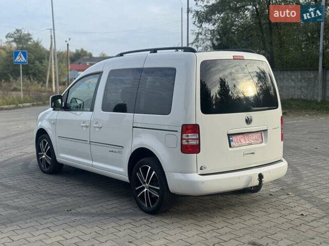 Фольксваген Кадди 2013 в Львове на Automoto.ua Белый Фольксваген Кадди, объемом двигателя 0 л и пробегом 227 тыс. км за 12800 $, фото 4 на Automoto.ua