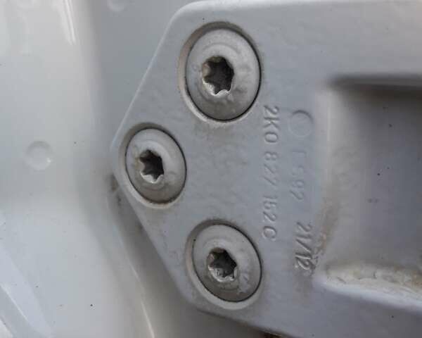 Білий Фольксваген Кадді, об'ємом двигуна 1.6 л та пробігом 156 тис. км за 10500 $, фото 52 на Automoto.ua