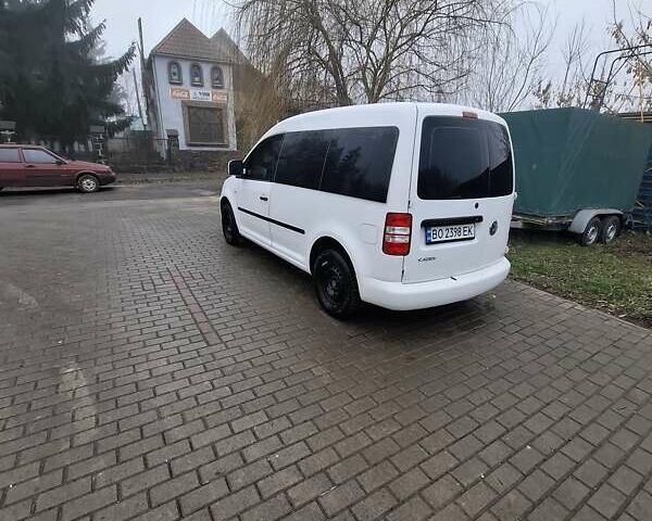 Білий Фольксваген Кадді, об'ємом двигуна 1.6 л та пробігом 288 тис. км за 8200 $, фото 3 на Automoto.ua