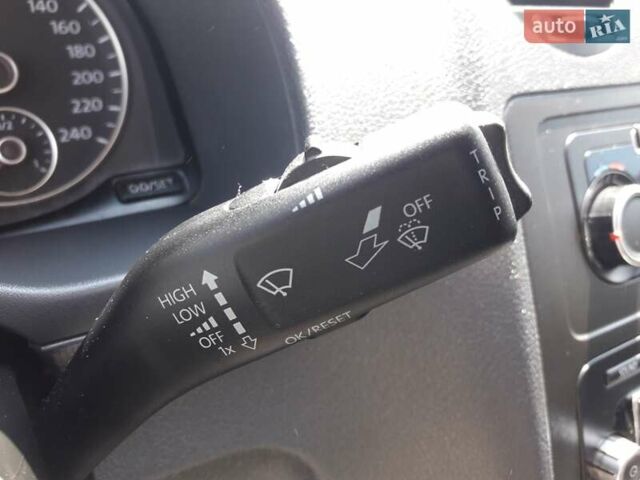 Білий Фольксваген Кадді, об'ємом двигуна 1.6 л та пробігом 156 тис. км за 10500 $, фото 23 на Automoto.ua