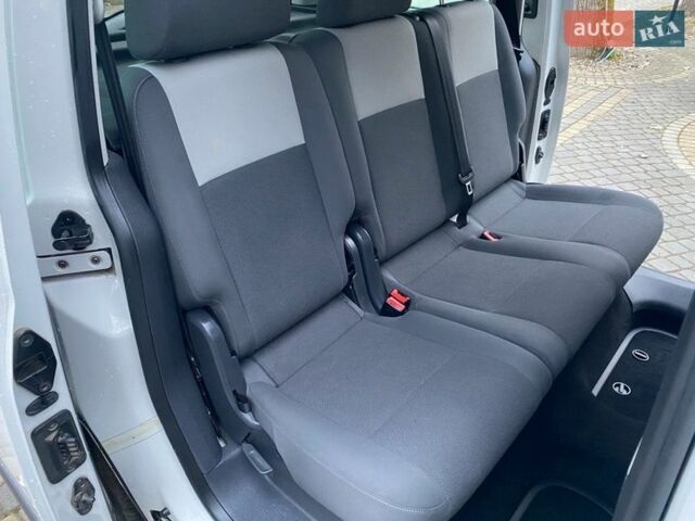 Белый Фольксваген Кадди, объемом двигателя 1.6 л и пробегом 258 тыс. км за 9700 $, фото 66 на Automoto.ua