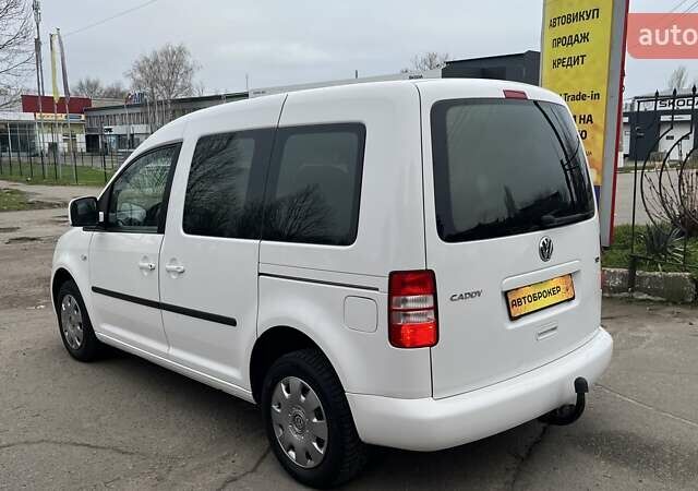 Белый Фольксваген Кадди, объемом двигателя 1.6 л и пробегом 223 тыс. км за 9700 $, фото 6 на Automoto.ua