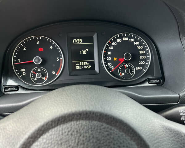 Фольксваген Кадди 2014 в Ужгороде на Automoto.ua Белый Фольксваген Кадди, объемом двигателя 1.6 л и пробегом 280 тыс. км за 10500 $, фото 10 на Automoto.ua