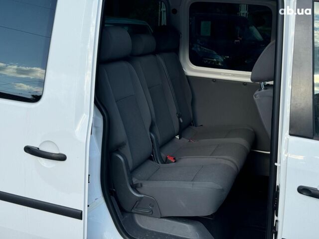 Белый Фольксваген Кадди, объемом двигателя 1.6 л и пробегом 220 тыс. км за 11890 $, фото 22 на Automoto.ua