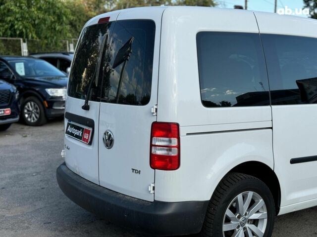 Белый Фольксваген Кадди, объемом двигателя 1.6 л и пробегом 220 тыс. км за 11890 $, фото 10 на Automoto.ua