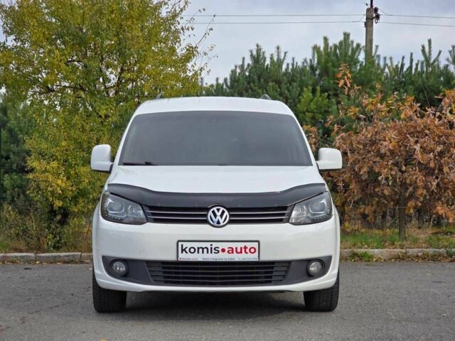 Фольксваген Кадди 2014 в Хмельницком на Automoto.ua Белый Фольксваген Кадди, объемом двигателя 2 л и пробегом 253 тыс. км за 11999 $, фото 1 на Automoto.ua