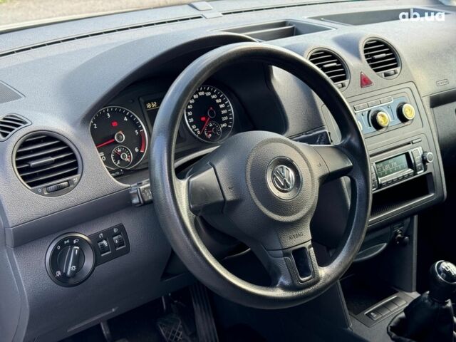 Белый Фольксваген Кадди, объемом двигателя 1.6 л и пробегом 220 тыс. км за 11890 $, фото 20 на Automoto.ua