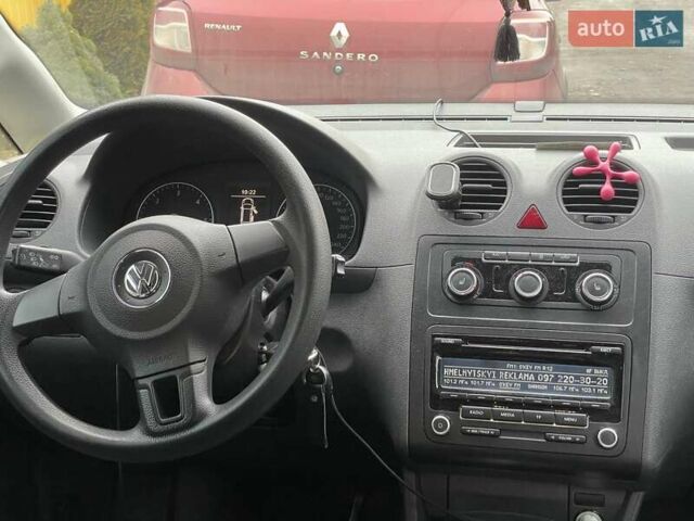 Фольксваген Кадди 2014 в Хмельницком на Automoto.ua Белый Фольксваген Кадди, объемом двигателя 1.6 л и пробегом 310 тыс. км за 10900 $, фото 13 на Automoto.ua