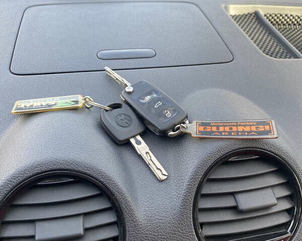 Білий Фольксваген Кадді, об'ємом двигуна 1.6 л та пробігом 195 тис. км за 13850 $, фото 25 на Automoto.ua