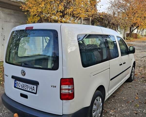 Белый Фольксваген Кадди, объемом двигателя 1.6 л и пробегом 228 тыс. км за 11950 $, фото 5 на Automoto.ua