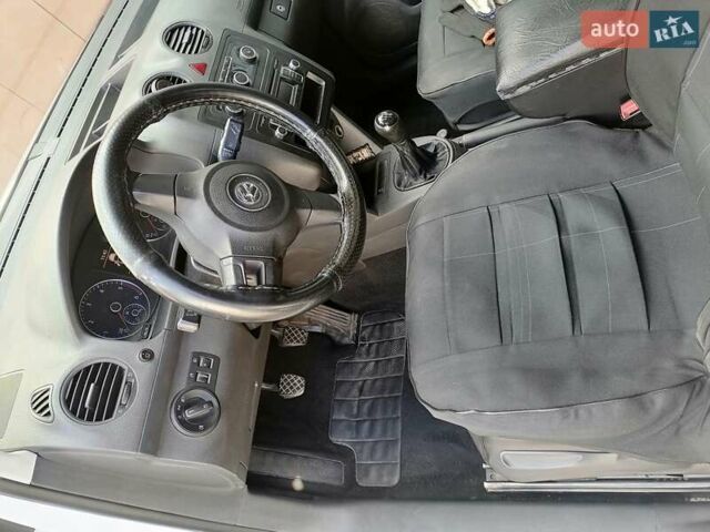 Фольксваген Кадді 2014 у Києві на Automoto.ua Білий Фольксваген Кадді, об'ємом двигуна 1.6 л та пробігом 300 тис. км за 11000 $, фото 8 на Automoto.ua