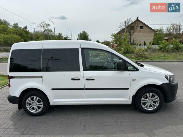 Фольксваген Кадді 2014 у Києві на Automoto.ua Білий Фольксваген Кадді, об'ємом двигуна 1.2 л та пробігом 141 тис. км за 9000 $, фото 7 на Automoto.ua