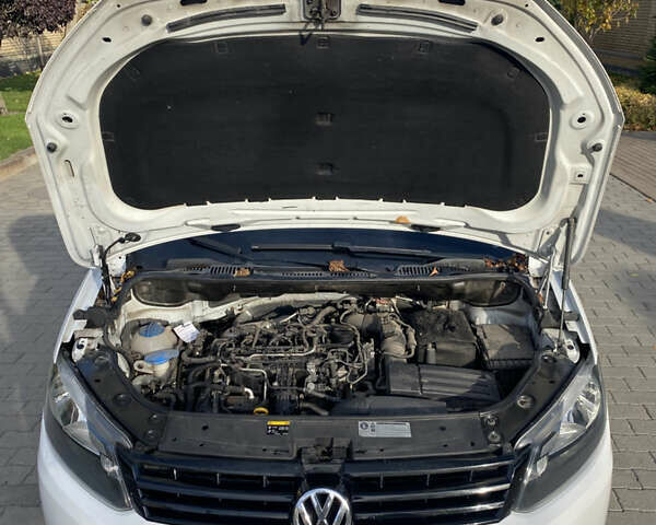 Білий Фольксваген Кадді, об'ємом двигуна 1.6 л та пробігом 195 тис. км за 13850 $, фото 13 на Automoto.ua