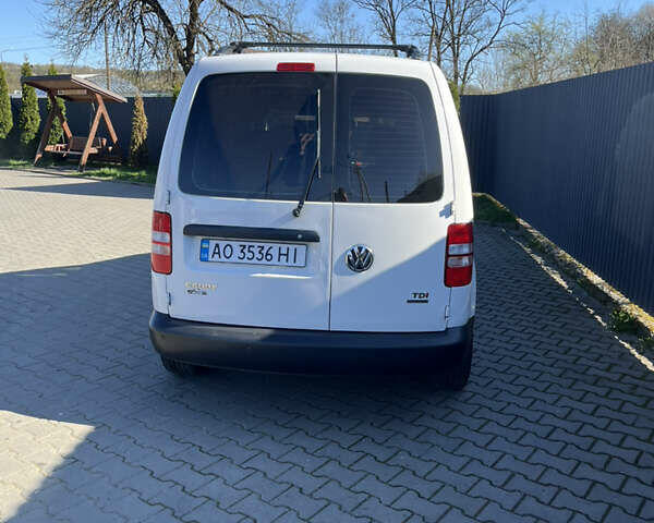 Фольксваген Кадди 2014 в Ужгороде на Automoto.ua Белый Фольксваген Кадди, объемом двигателя 1.6 л и пробегом 280 тыс. км за 10500 $, фото 15 на Automoto.ua