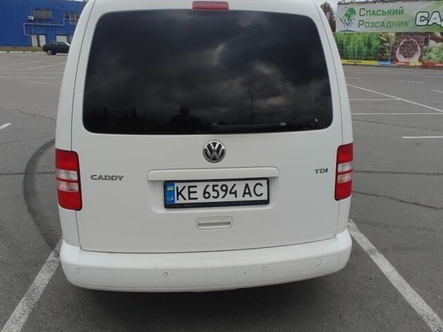 Фольксваген Кадди 2014 в Днепре (Днепропетровске) на Automoto.ua Белый Фольксваген Кадди, объемом двигателя 1.6 л и пробегом 289 тыс. км за 11999 $, фото 2 на Automoto.ua