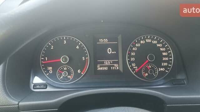 Белый Фольксваген Кадди, объемом двигателя 1.6 л и пробегом 266 тыс. км за 11500 $, фото 5 на Automoto.ua