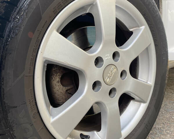 Білий Фольксваген Кадді, об'ємом двигуна 1.6 л та пробігом 195 тис. км за 13850 $, фото 38 на Automoto.ua