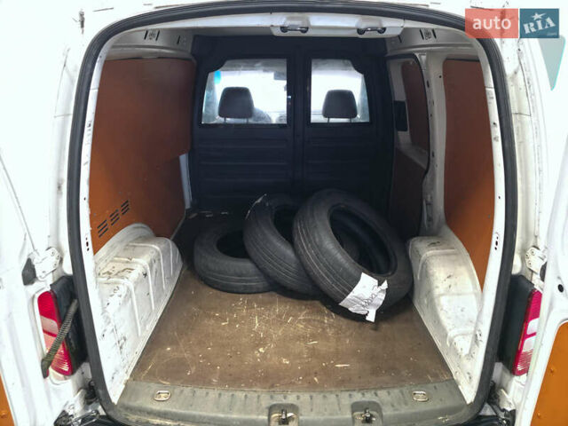 Белый Фольксваген Кадди, объемом двигателя 1.6 л и пробегом 298 тыс. км за 6600 $, фото 21 на Automoto.ua