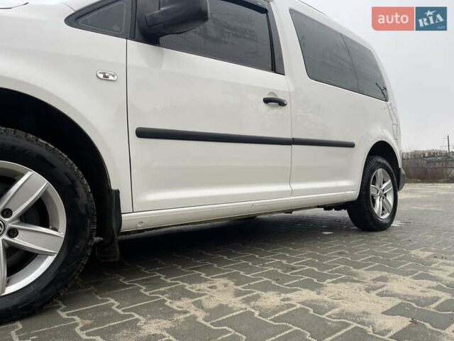Белый Фольксваген Кадди, объемом двигателя 1.6 л и пробегом 328 тыс. км за 9950 $, фото 29 на Automoto.ua