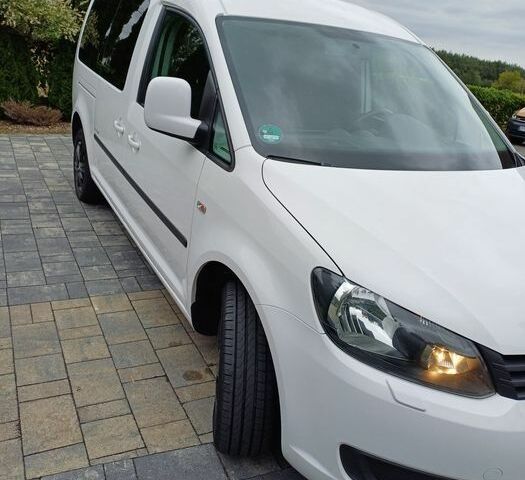 Белый Фольксваген Кадди, объемом двигателя 2 л и пробегом 210 тыс. км за 2750 $, фото 3 на Automoto.ua