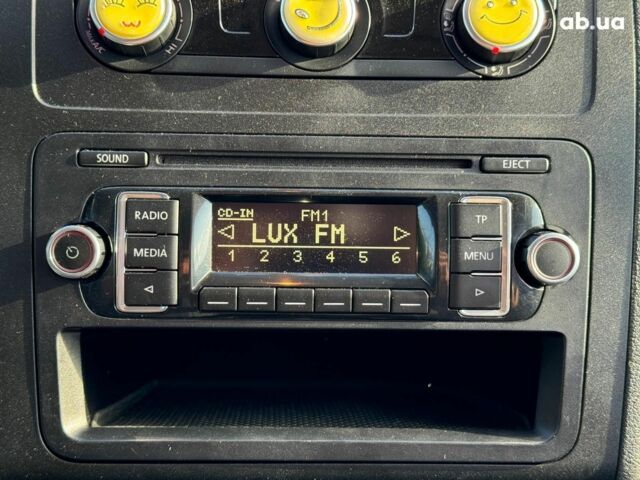 Белый Фольксваген Кадди, объемом двигателя 1.6 л и пробегом 220 тыс. км за 11890 $, фото 30 на Automoto.ua