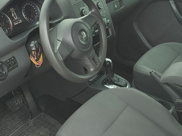 Фольксваген Кадди 2014 в Днепре (Днепропетровске) на Automoto.ua Белый Фольксваген Кадди, объемом двигателя 1.6 л и пробегом 289 тыс. км за 11999 $, фото 5 на Automoto.ua