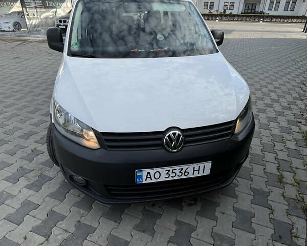 Фольксваген Кадди 2014 в Ужгороде на Automoto.ua Белый Фольксваген Кадди, объемом двигателя 1.6 л и пробегом 280 тыс. км за 10500 $, фото 5 на Automoto.ua