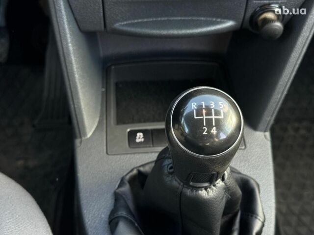 Белый Фольксваген Кадди, объемом двигателя 1.6 л и пробегом 220 тыс. км за 11890 $, фото 31 на Automoto.ua