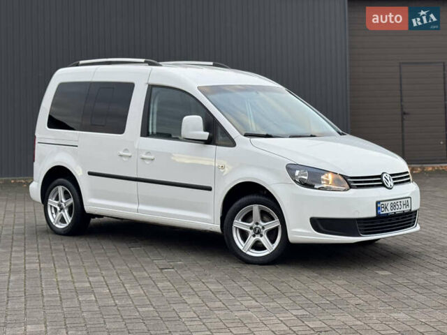 Белый Фольксваген Кадди, объемом двигателя 1.6 л и пробегом 227 тыс. км за 11500 $, фото 5 на Automoto.ua
