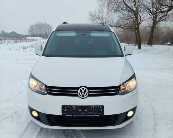 Білий Фольксваген Кадді, об'ємом двигуна 1.6 л та пробігом 237 тис. км за 10999 $, фото 1 на Automoto.ua