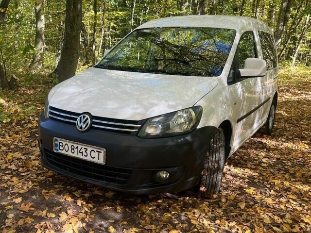 Белый Фольксваген Кадди, объемом двигателя 1.6 л и пробегом 290 тыс. км за 9999 $, фото 1 на Automoto.ua