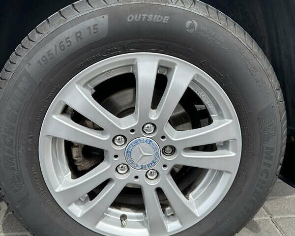 Фольксваген Кадді 2014 у Києві на Automoto.ua Білий Фольксваген Кадді, об'ємом двигуна 1.2 л та пробігом 141 тис. км за 9000 $, фото 34 на Automoto.ua