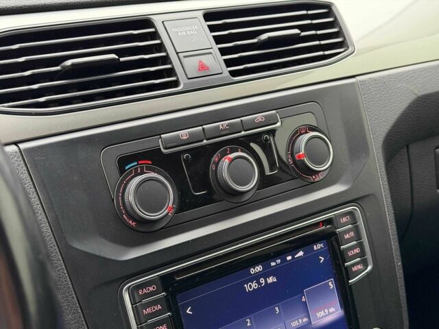 Білий Фольксваген Кадді, об'ємом двигуна 2 л та пробігом 300 тис. км за 13500 $, фото 19 на Automoto.ua