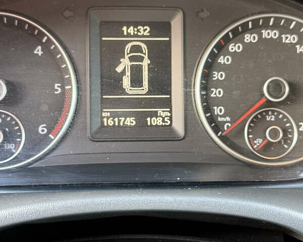 Белый Фольксваген Кадди, объемом двигателя 1.6 л и пробегом 161 тыс. км за 11700 $, фото 11 на Automoto.ua