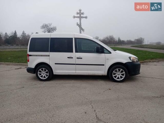 Белый Фольксваген Кадди, объемом двигателя 1.6 л и пробегом 194 тыс. км за 10300 $, фото 9 на Automoto.ua